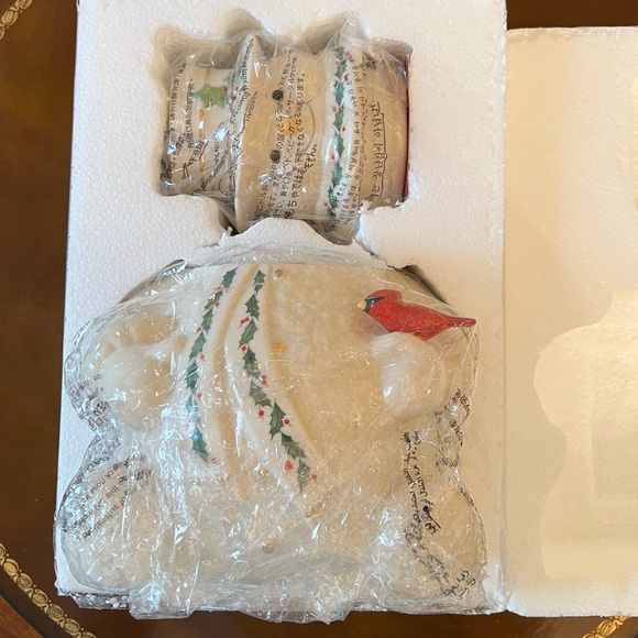 Lenox Happy Holly Days Snowman Cookie Jar - Picture 7 of 10